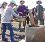 【報告】12/16　わんぱく題楽「自家製もち米でもちつきと野菜がよろこぶ土作り」