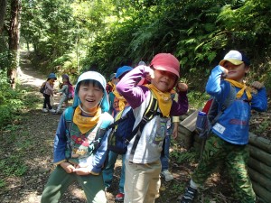 ハチが来たらマッスル!